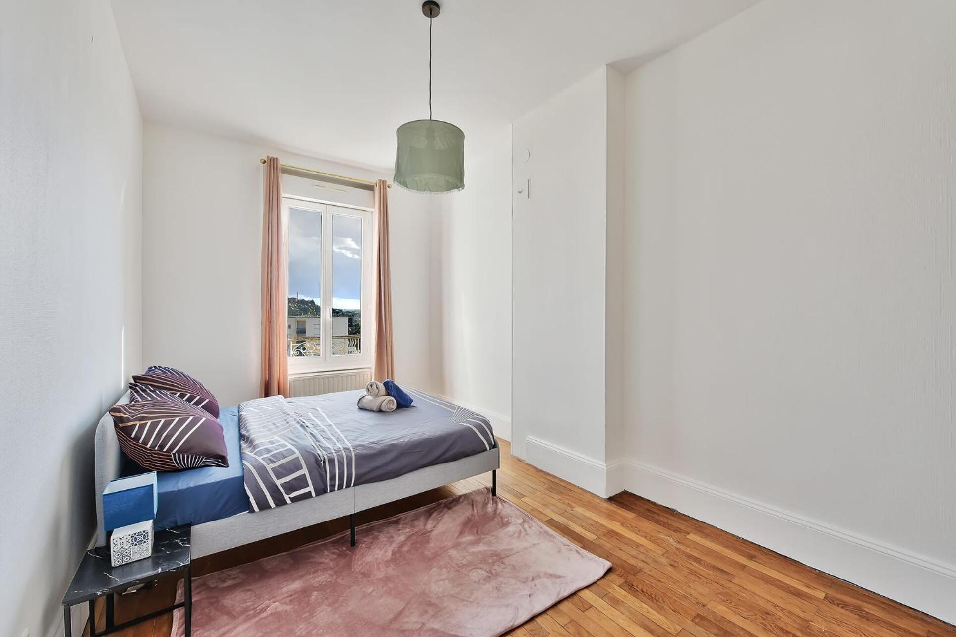 L'Oasis Urbaine - Spacieux Et Elegant Pour 5 Pers Saint-Fons Luaran gambar